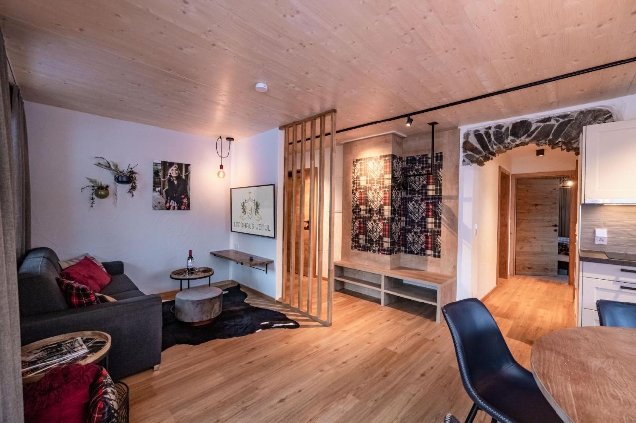 TröpolachLandhaus Jenulアパートメント エクステリア 写真